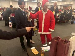 06EDF0A3-D41F-4A41-B1F4-C37E6EF964F4