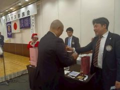 39627C7B-B2B7-472D-ABA5-ECDD1A0D3ABE