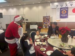 4040DAA3-7CFF-443A-BA66-72DD496CC149