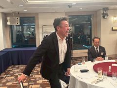 4155CD9F-8C16-4598-B579-8F94D8527109