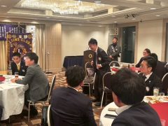 525B350F-D0AC-4DC1-8A2A-9996AD49CCD1