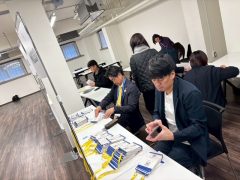 6AB74C51-7154-449D-BEB5-576276D508AD