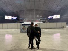 6EB46ECB-0147-453D-9608-B5EF152CE3F1