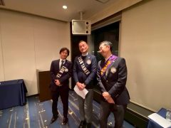 88EF057A-3645-4D59-B3C2-0FF2F527174C