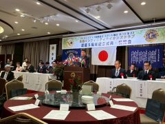 94E4D5F3-CD3E-4515-B4E7-F50D3C42CF23