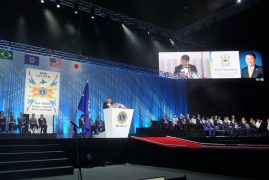 BB8EB5CC-A0DF-4CBF-B406-64940405F5CF