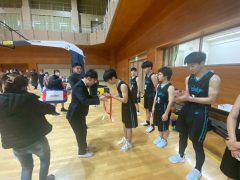 DB8A75D7-BB7D-41DC-B43A-D9971775C557