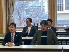 DBB07FA9-F629-4CA9-B1F6-FFBB468D61A3