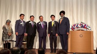 E726B108-D282-4141-87DC-74A24AF1BBC2