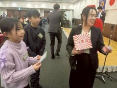 EBC45E20-14AB-4B5D-958A-7D556A97ED61