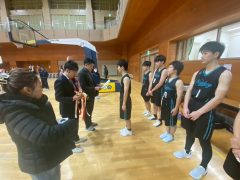 FF24B096-4933-4FF0-AFC7-0E9F27DC440B