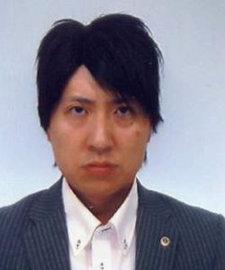 岡本篤士